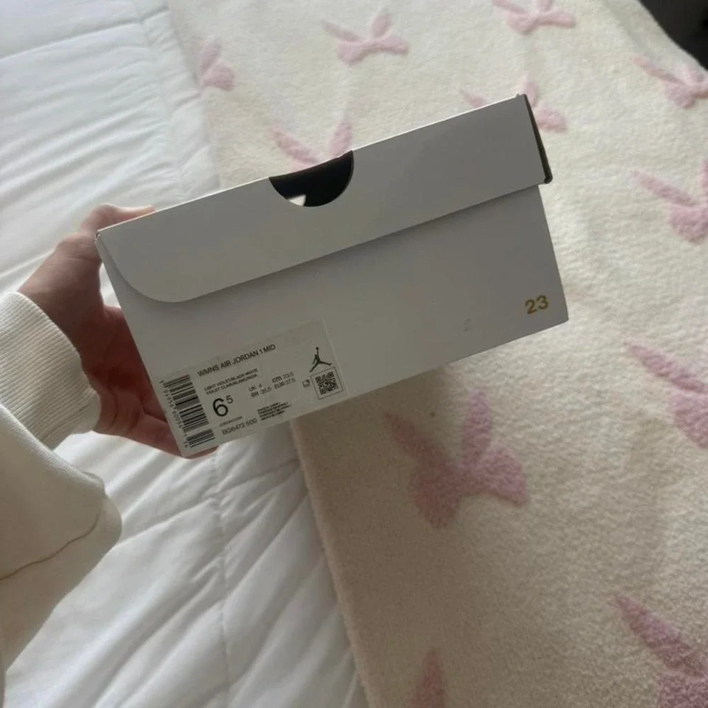 Pink and Black Nike‎ Jordan Mids